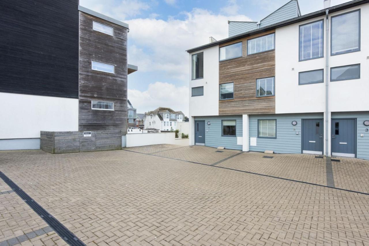 No.1 Quay Court Villa Newquay  Exterior photo